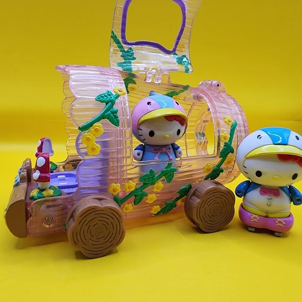 2002 Hello Kitty Dream World Flower Wagon Car